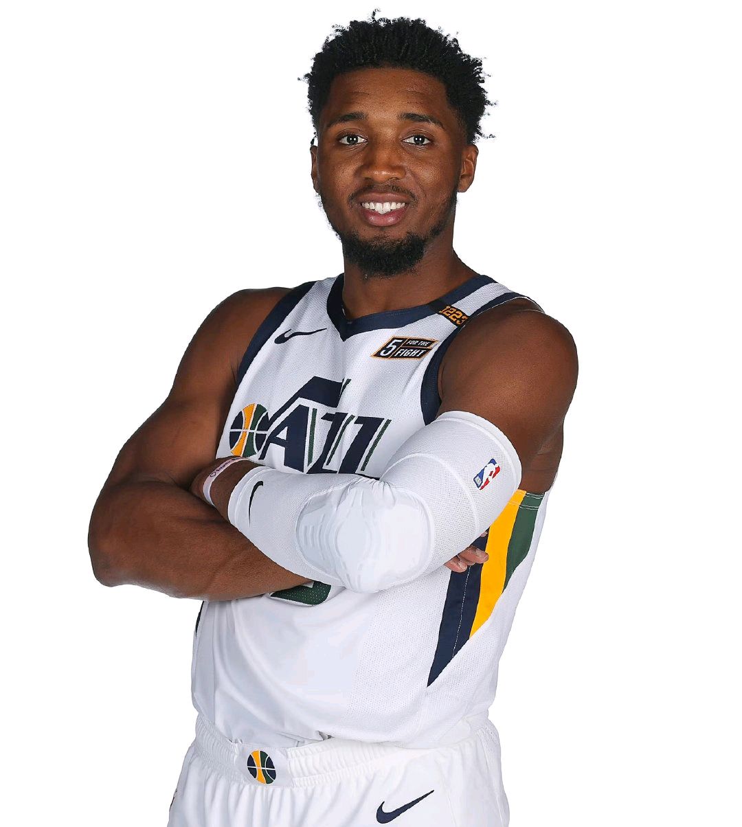 爵士完胜尼克斯,萨姆·米切尔关键制胜 爵士完胜尼克斯,萨姆·米切尔关键制胜